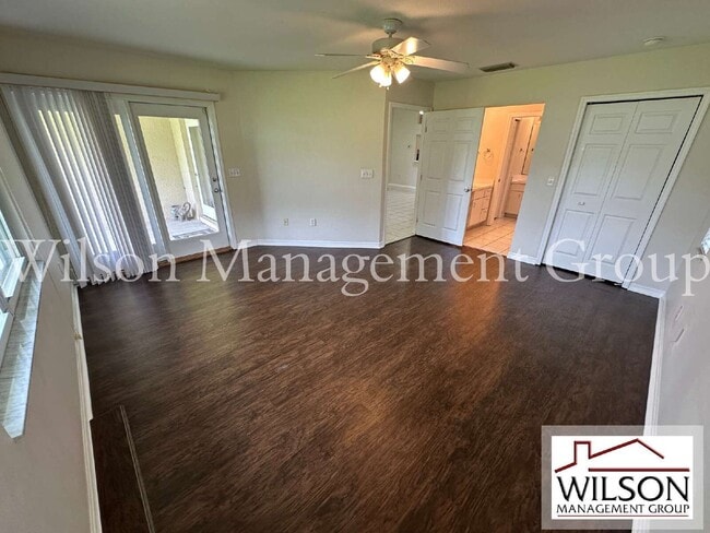 Building Photo - 4066 Bonnie Dr