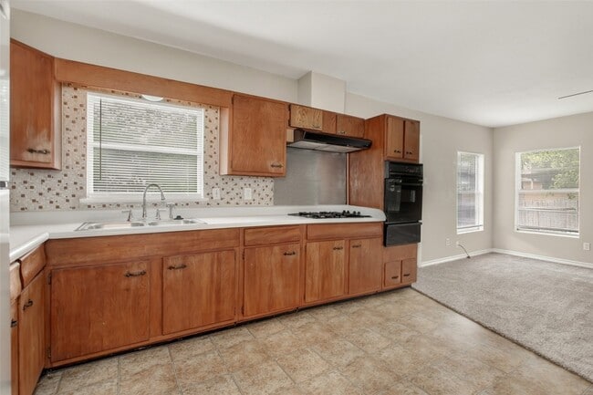 Building Photo - 10943 Desdemona Dr
