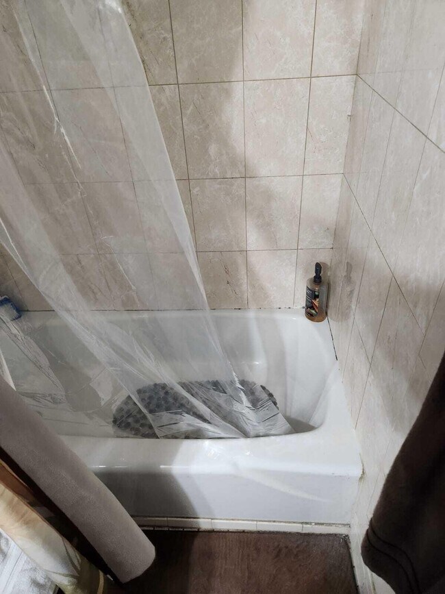 Building Photo - 2050 Oleander Blvd