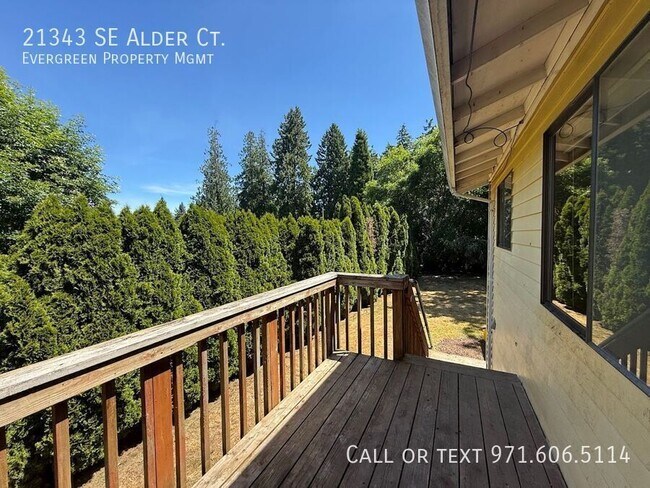 Building Photo - 21343 SE Alder Ct