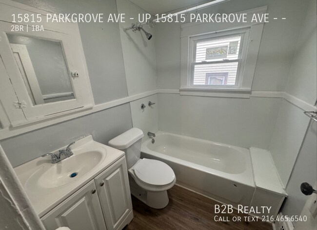 Building Photo - 15815 Parkgrove Ave