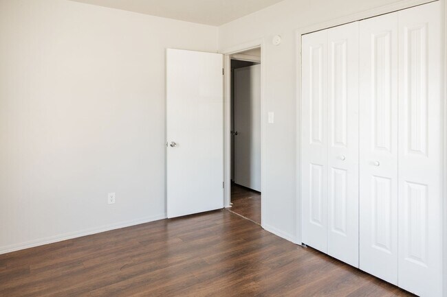 Building Photo - Beautiful home for lease near Hefner & Penn