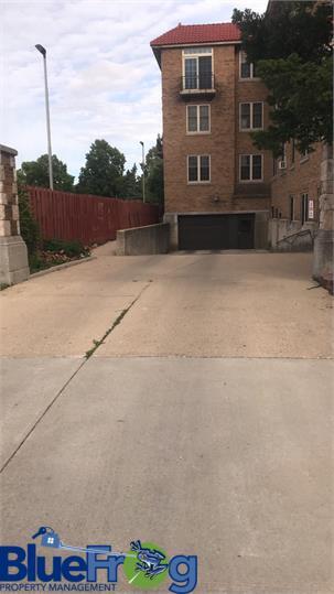 Building Photo - 425 S Monroe Ave