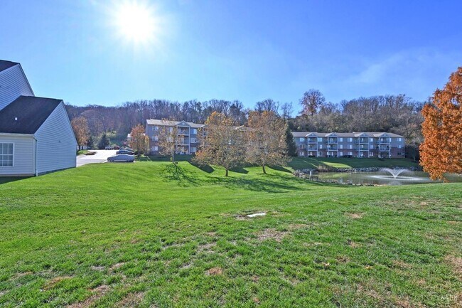 Building Photo - 7135 Thorndale Ln