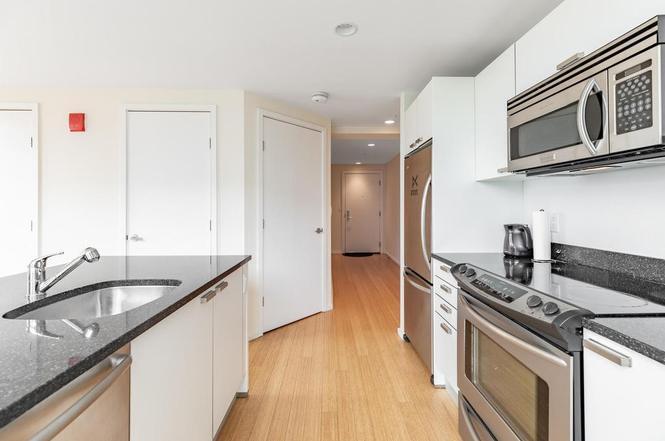 Building Photo - 1 Earhart St