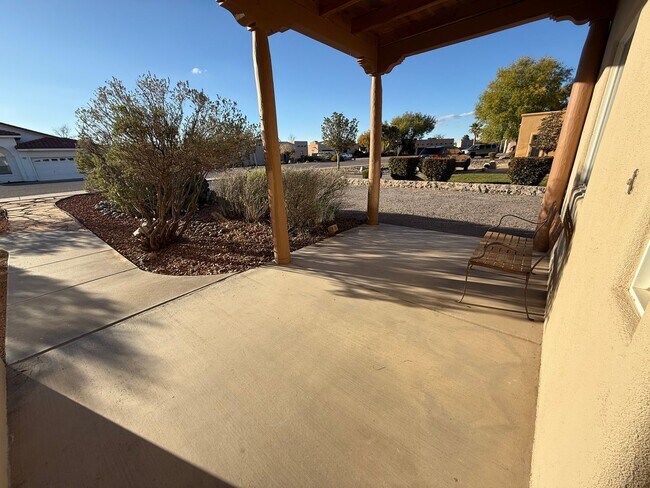 Building Photo - 3878 Stoneybrook Cir