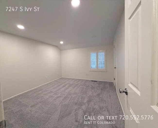 Building Photo - 7247 S Ivy St