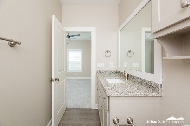 Building Photo - SHORT-TERM LEASE 4 Bedroom 4.5 Bathroom New Home!! Now offering 1st months rent paid. Avail now t...