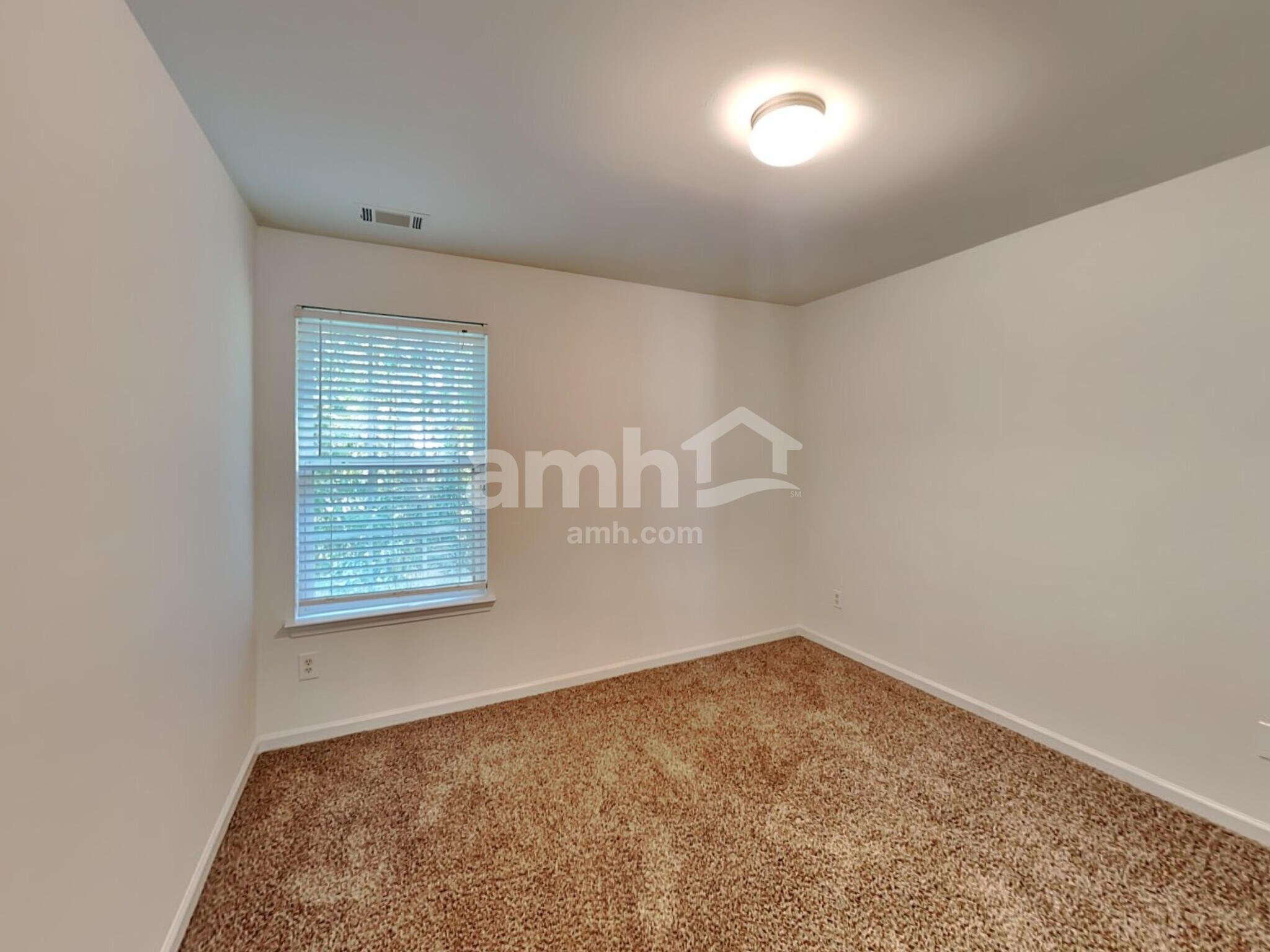 Building Photo - 5147 Scenic View Rd