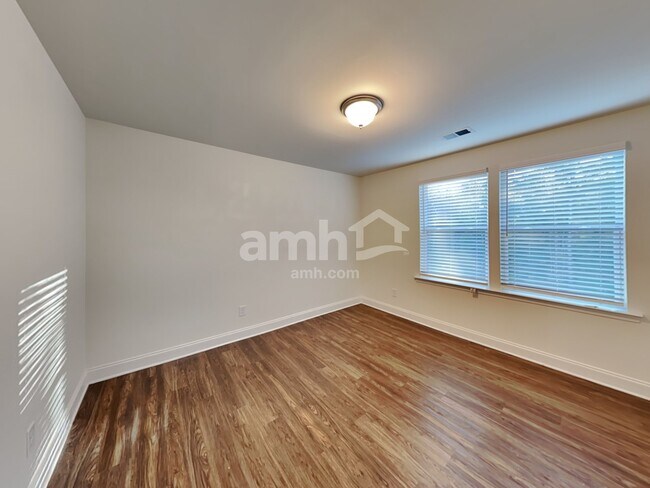 Building Photo - 225 Rivulet Dr