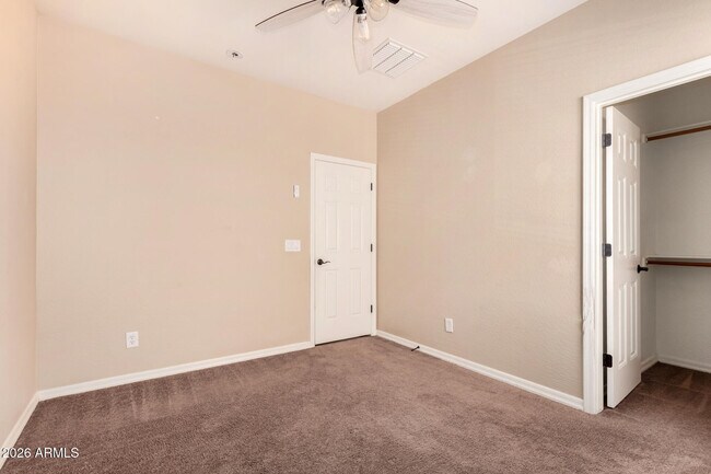 Building Photo - 3751 E Palo Verde St