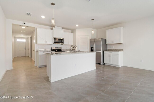 Building Photo - 7144 Topaz Dr