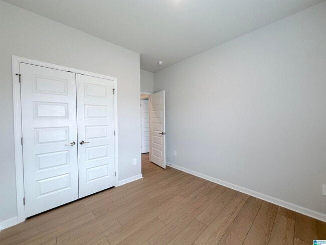 Building Photo - 4602 Hampton Glen Circle SE