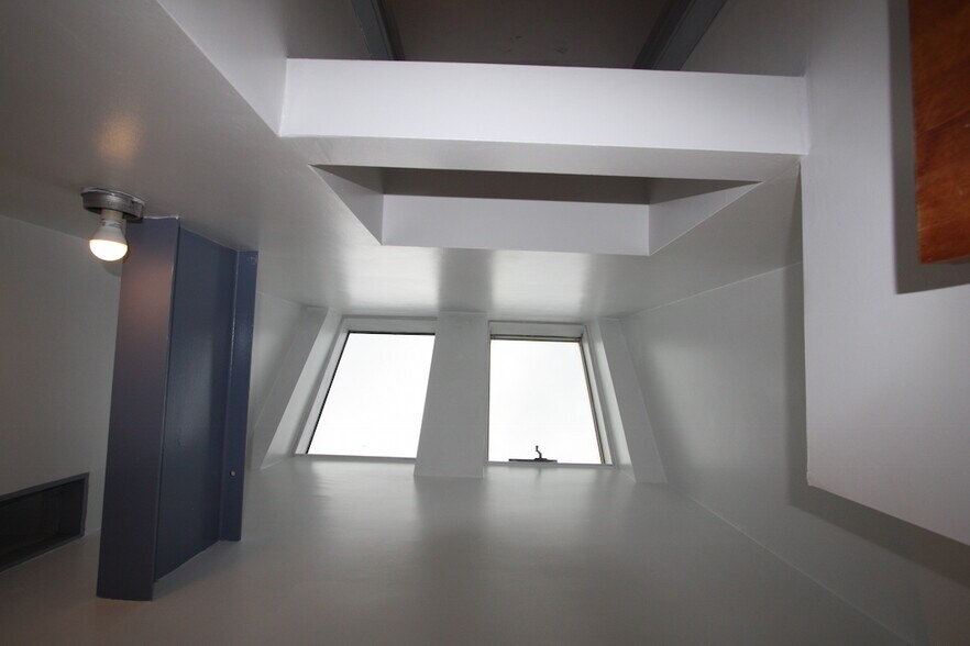 Building Photo - 1164 S Darien St