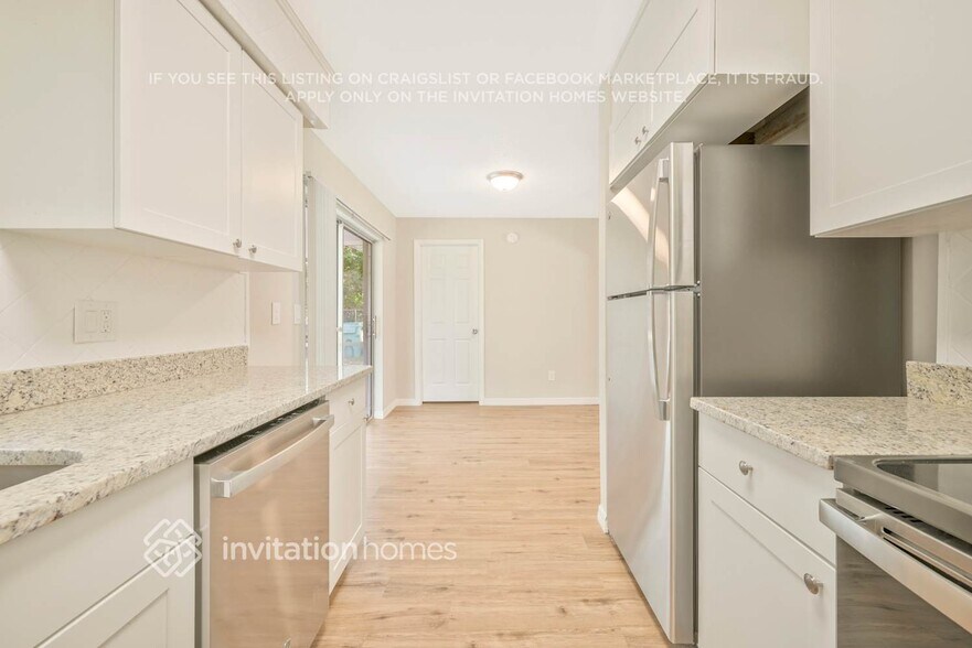 Building Photo - 4389 Signal Hill Rd