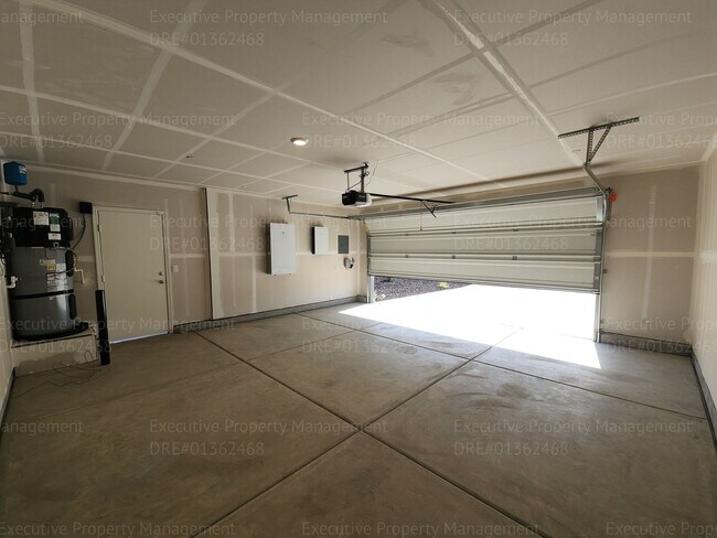 Building Photo - 8921 Kemi St