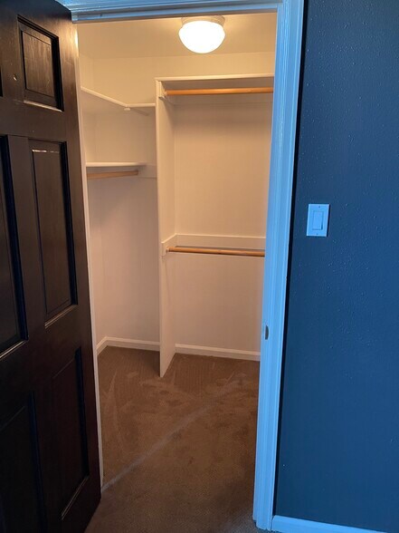 Building Photo - 1203 Washington Ave #202