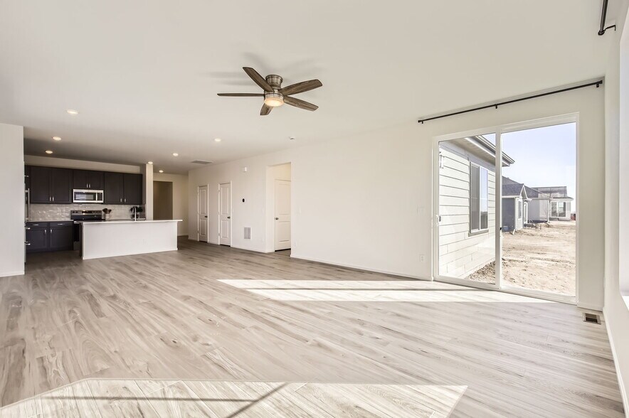 Building Photo - 4622 Amrock Dr