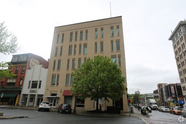 Exterior - 16 Centre Sq