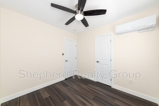 Building Photo - 130 N Lark Ellen Ave