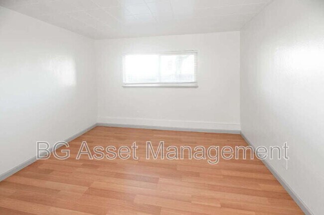 Building Photo - 936 Tennent Ave