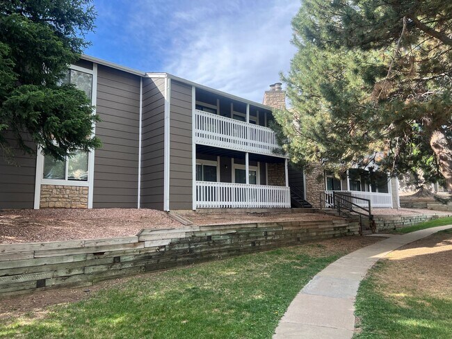 Building Photo - Large 3-bedroom 2 Bathroom in Robinwood! **Special**