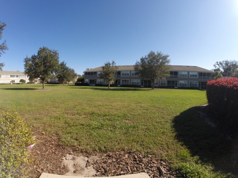 Building Photo - 4555 SW 52nd Cir