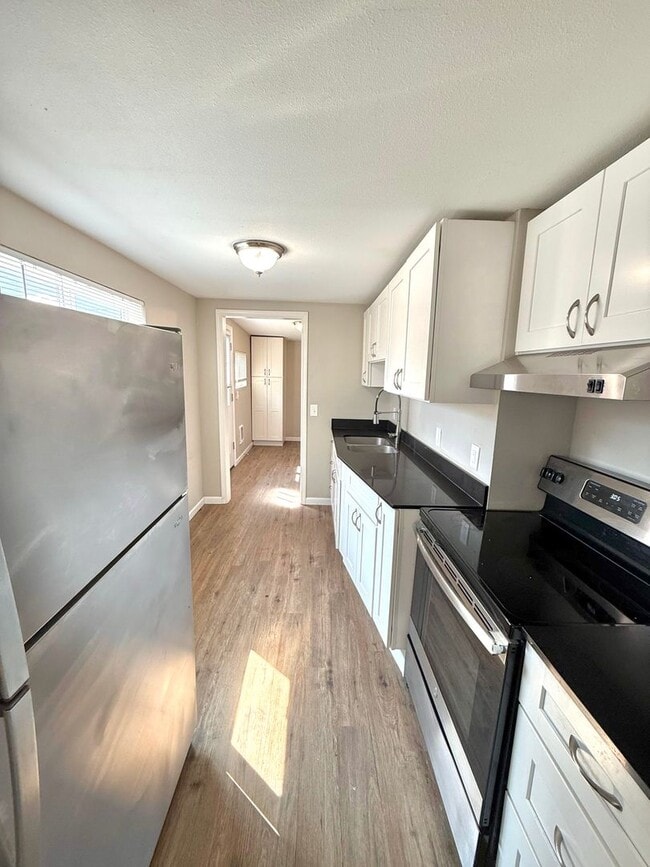Building Photo - Charming 2-Bed, 1-Bath White Center Home