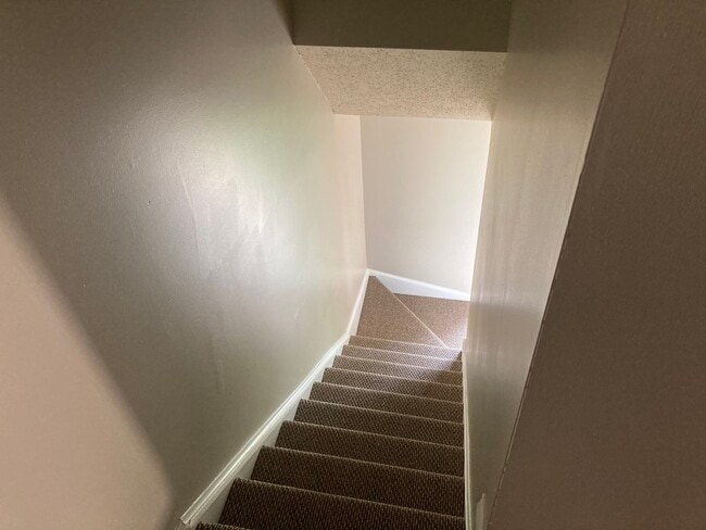 Building Photo - Nice 3Bd/2.5Bth TH in Frederick!!