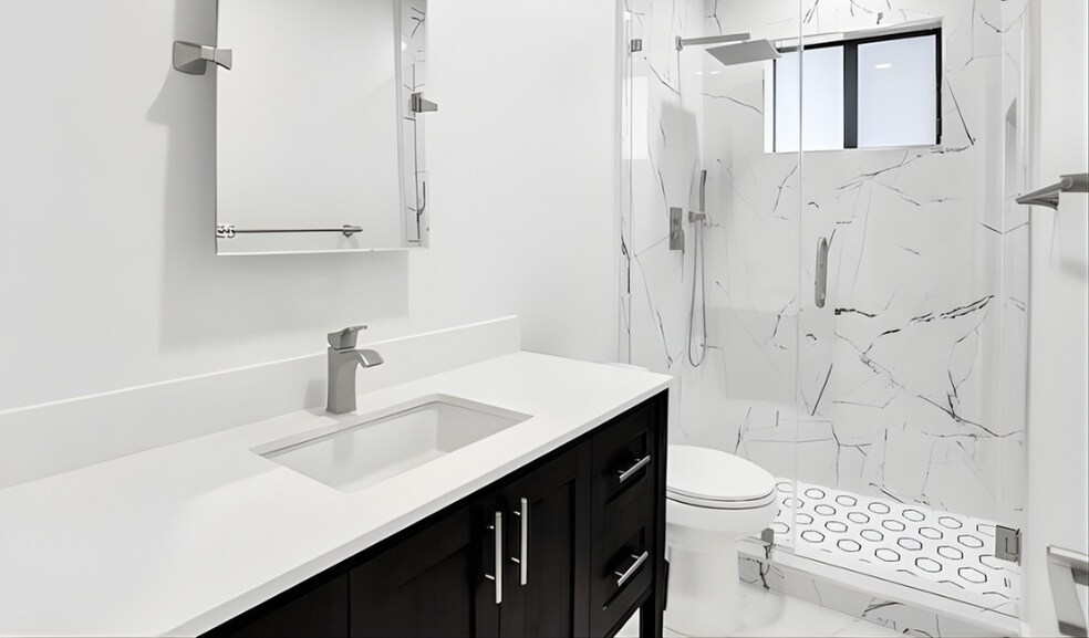 Building Photo - 7881 Hope St