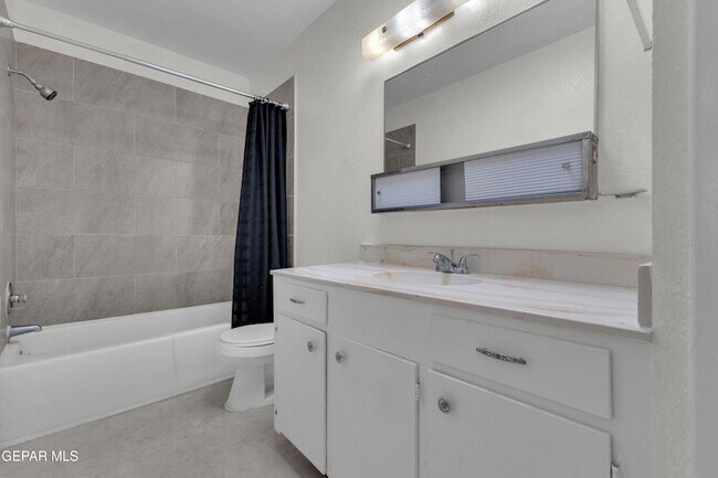 Building Photo - 10537 Gran Cima Ln