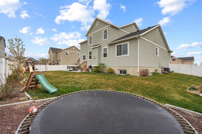 Building Photo - Beautiful home for rent!