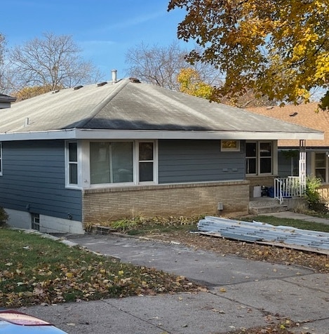 Building Photo - 4324 York Ave S