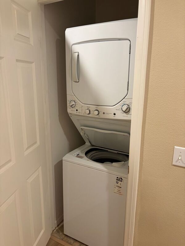 Building Photo - 26426 Arboretum Way