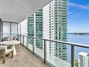 Building Photo - 1300 Brickell Bay Dr