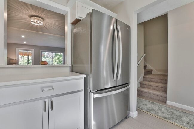 Building Photo - 6 Veterans Rd