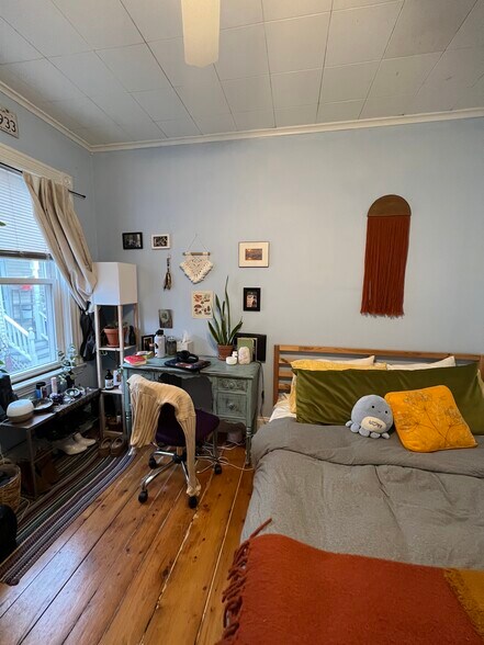 Building Photo - 14 Hancock St