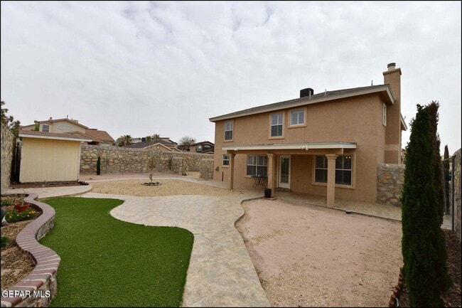 Building Photo - 12157 St Lucia Dr