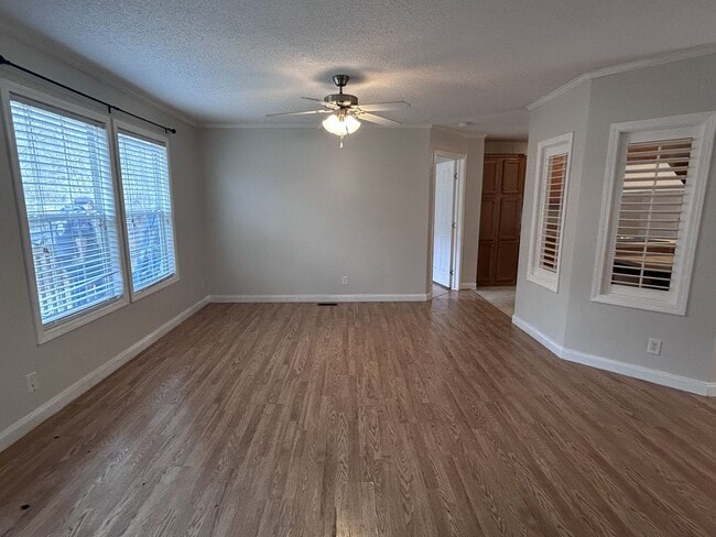 Building Photo - Spacious 3BR Sugar Grove Home with Deck, Fenced Yard & Two Bonus Rooms