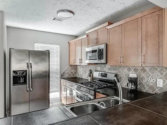 Building Photo - 1565 Springleaf Ct SE