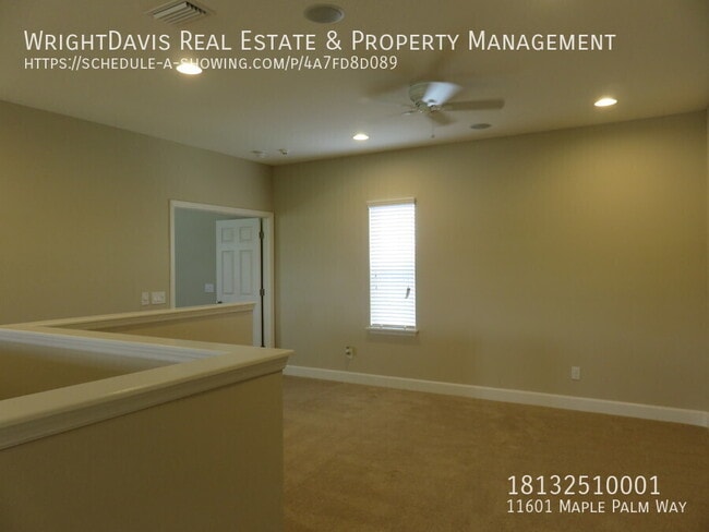 Building Photo - 11601 Maple Palm Way