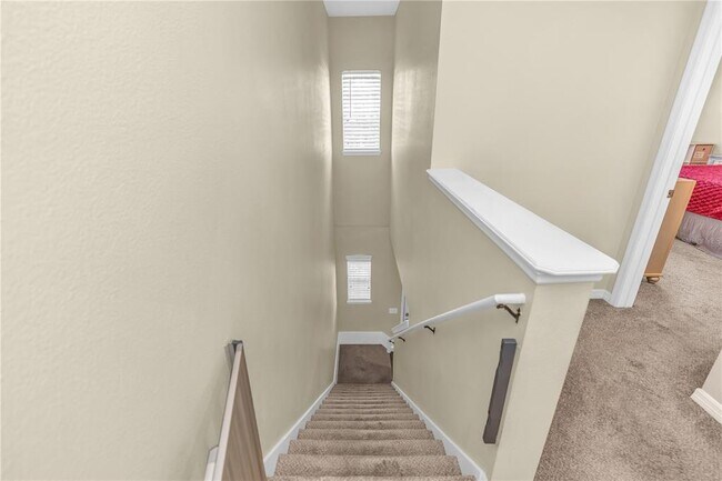 Building Photo - 540 Pinebranch Cir