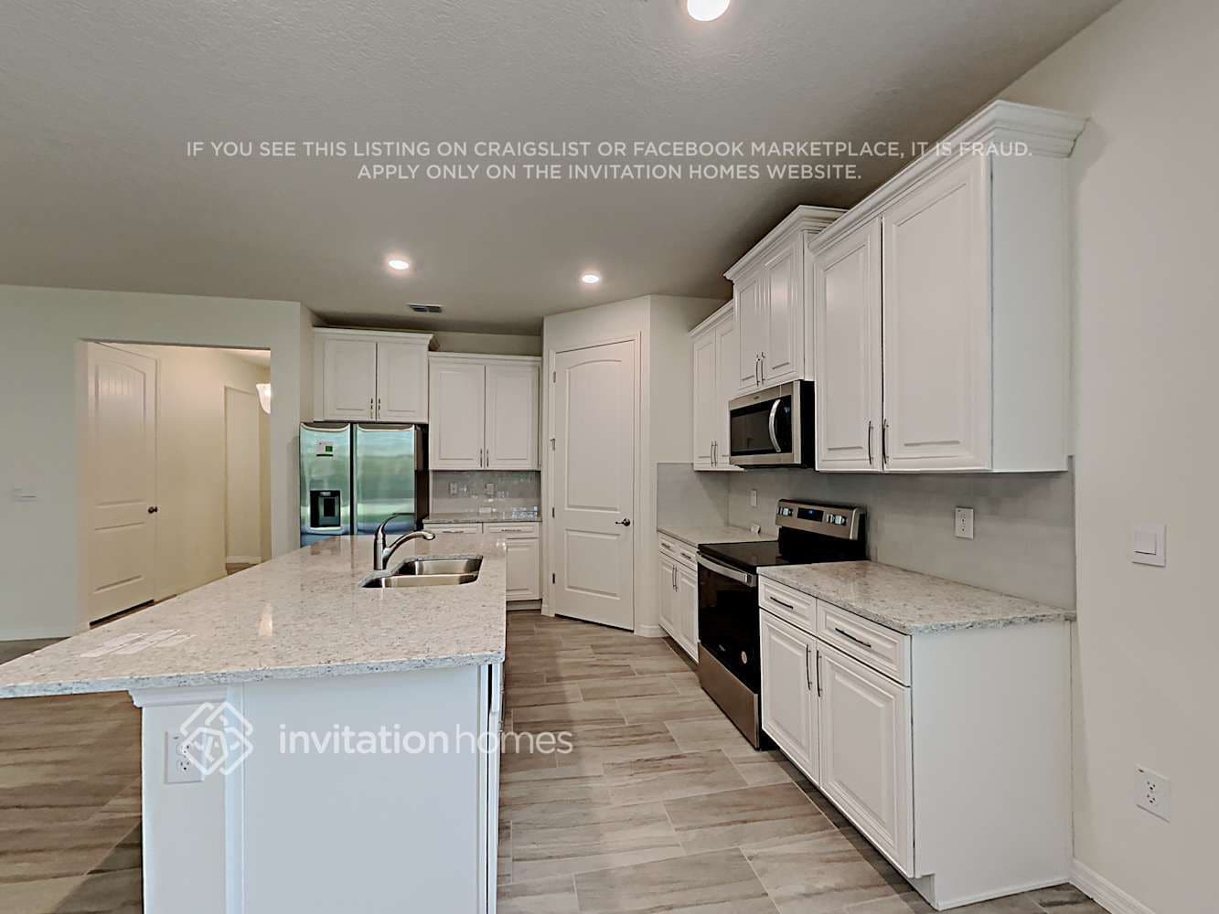 Building Photo - 1523 Lyonsdale Ln