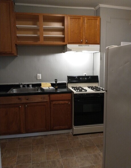 Building Photo - 3519 Reisterstown Rd