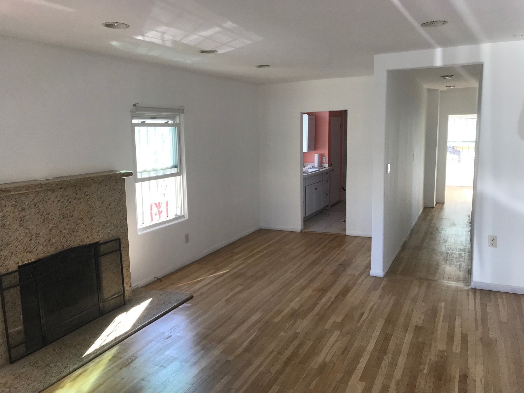 Building Photo - 2751 Broadway