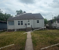 Building Photo - For Rent - 3 Bedroom, 1 Bathroom Home