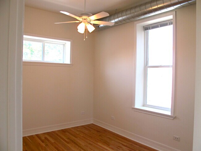 Bedroom #2 - Apt 3R, 2R, 1R - Harris Point Chicago