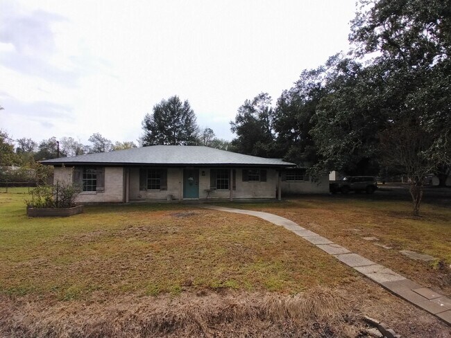 Primary Photo - 7635 Alabama Ave