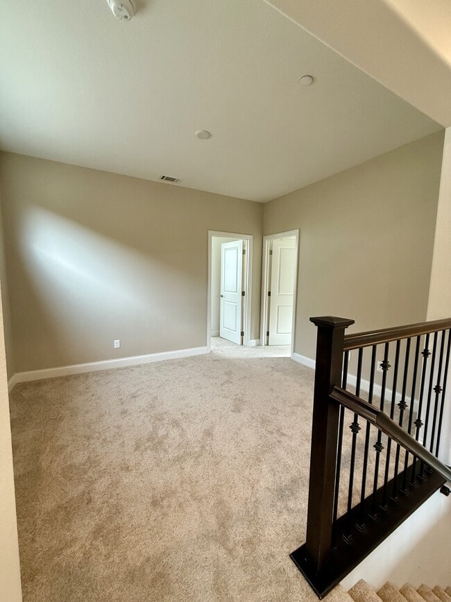 Building Photo - 311 Oak Hill Rd