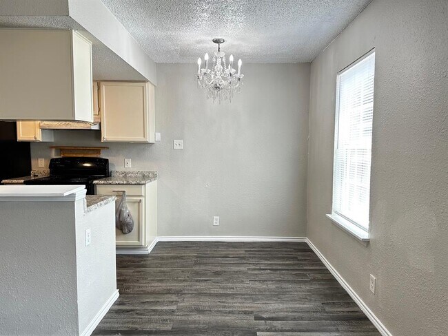 Building Photo - 6110 Wheless Cove